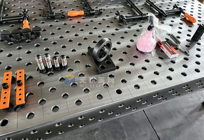 D28 Heavy Dduty Welding Table with Built-in Clamping Grid and Angle Guides