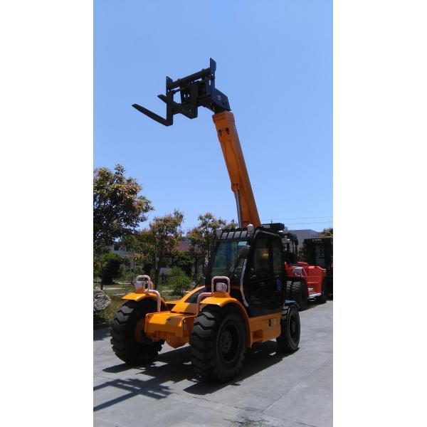 Телескопичный затяжелитель Telehandler грузоподъемника колеса обработчика 2.5ton 3ton 3.5ton для продажи