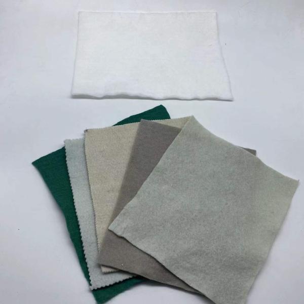High Tensile Strength Non-Woven Geotextile for Slope Protection in White/Black 300g/m2