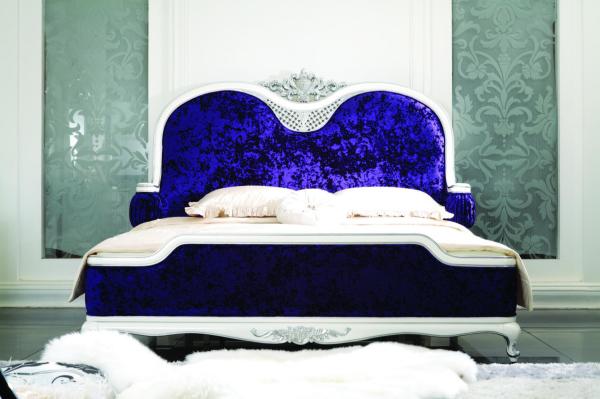 French fabric luxury solid wood carved double bed European style princess wedding bed villa furniture