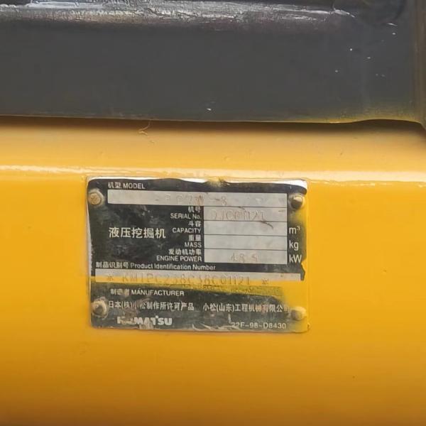 Excavatrice utilisée Komatsu PC 70 du Japon 6500 kg Poids de fonctionnement 0-2000 heures de travail