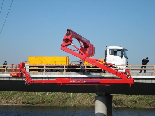 6x4 Bucket Type Bridge Inspection Equipment 16M DongFeng , Folding Platform