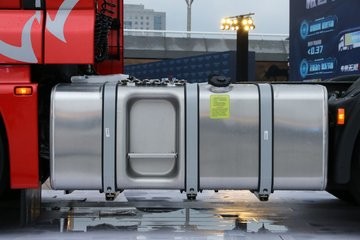 Трактор 16 AMT SITRAK C9H AMT зацепляет дизельный 2 трактор евро 6 мест 6x4