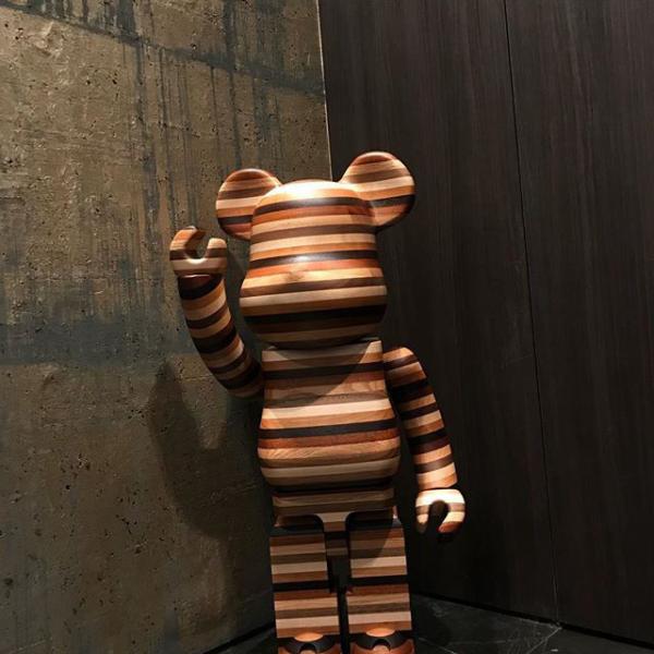 Inspired Aesthetic Large Wooden Bear Sculptures With Hardwood Beech Material