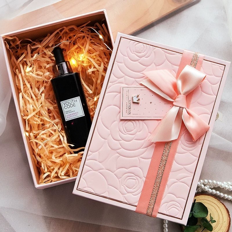 Luxury Embossed Rose Rigid Gift Box With Satin Ribbon And Lift-Off Lid