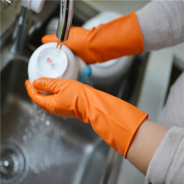 Перчатки латекса домочадца водоустойчивых перчаток кухни резиновых прочные для очищать