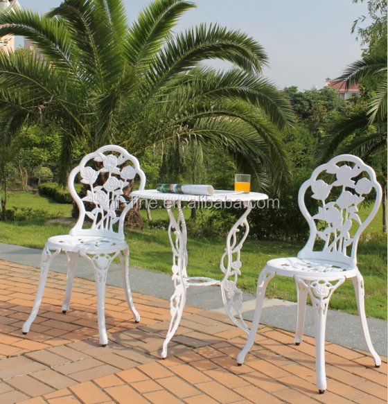 HI-FINE HFCS-001 Cast Aluminum Outdoor Table and Chair Set