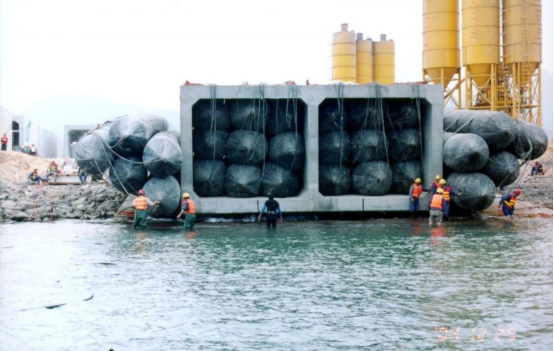 Надувная подушка безопасности Black Launch Heavy Lifting Marine Rubber Airbag