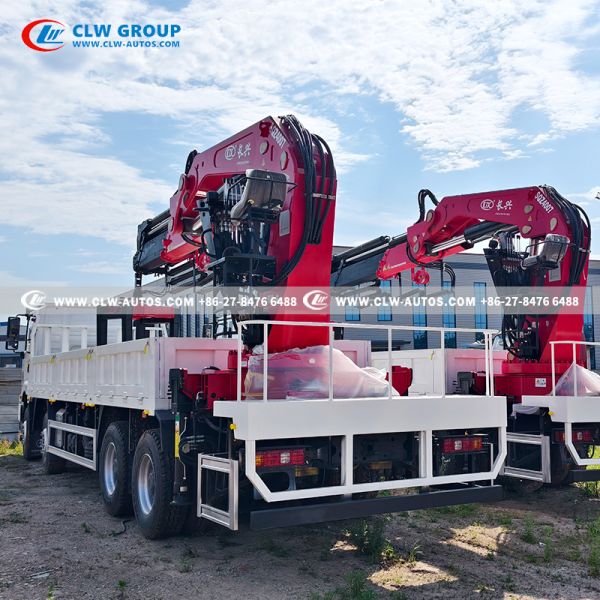 Shacman 8x4 Truck Mounted Knuckle Boom Crane with Brick grab
