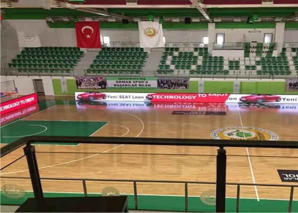 Indoor Stadium Perimeter LED Display 2100cd Brightness For Advertising