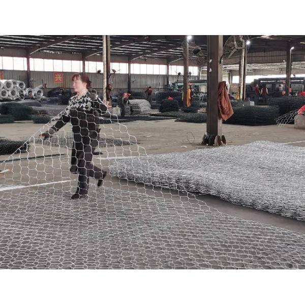 6*8, заполненный камнем провод металла 8*10,10*12 Gabion арретируют для предохранения от размывания почвы или берег реки берега реки