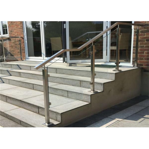 Customized 316 Stainless Steel Glass Railing Strong Rust Resistance For Pool Fence