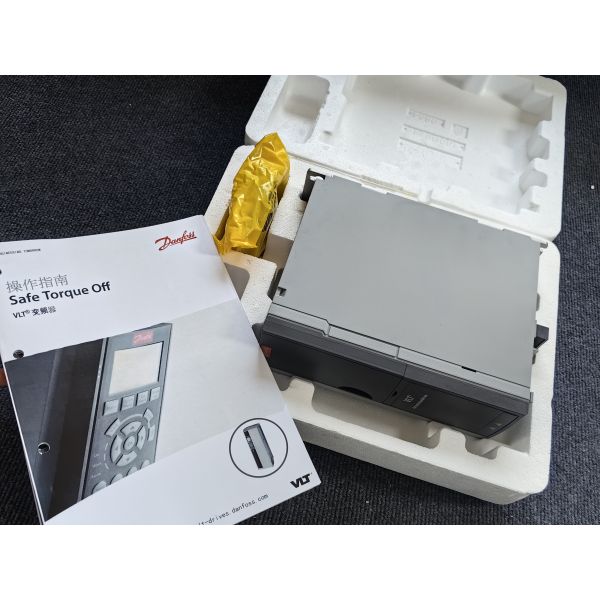 Original Danfoss Frequency Converter FC-302 Danfos Inverter 0.37kW Variable Frequency Drivers Danfoss FC-302PK37T5E55H2X