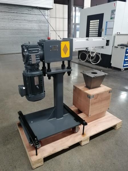 Alimentador auxiliar dobro do lado da máquina da extrusora de parafuso do tipo de primeira classe do mundo do elevado desempenho para