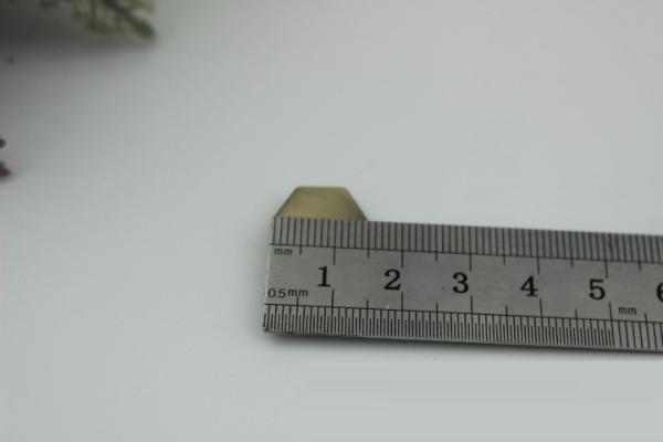 Bags hardware zinc alloy hanging brush anti brass 15 mm six-sided decorative bottom nails with single rivets