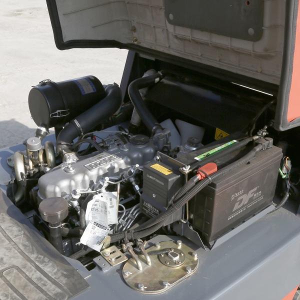 2 Ton Diesel Forklift Truck with C240 Isuzu Diesel Engine Lift Height 3000-7000mm