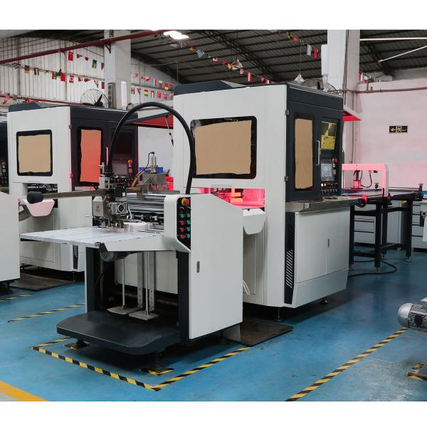 machine 45pcs/min de positionnement visuelle pour la fabrication de cartons rigide