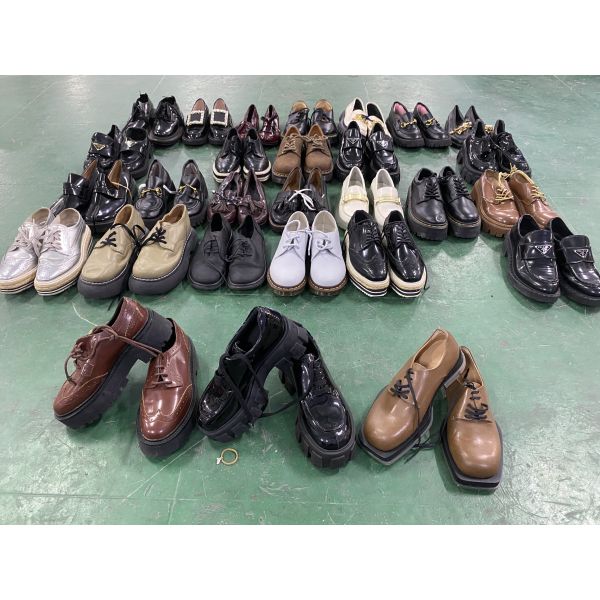 Female Fashion Branded Used Shoes Leather Second Hand Designer Shoes For Business Office