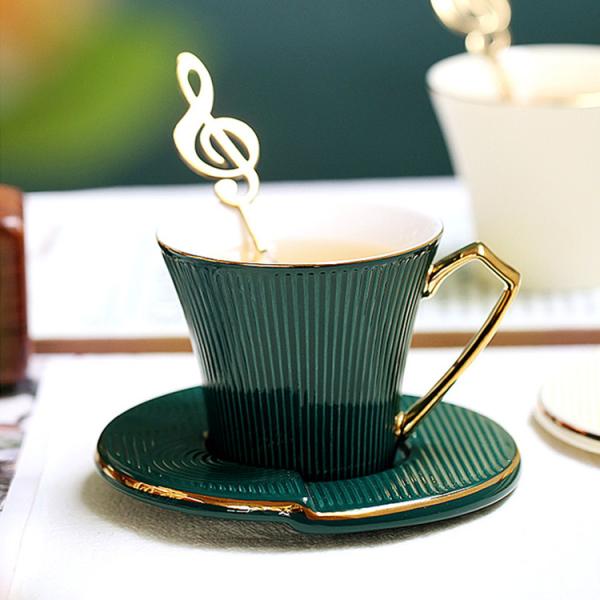 Золото Drinkware изготовленного на заказ после полудня роскошное покрыло керамическую чашку с чашками чая кофе поддонника оптовыми современными незаконными