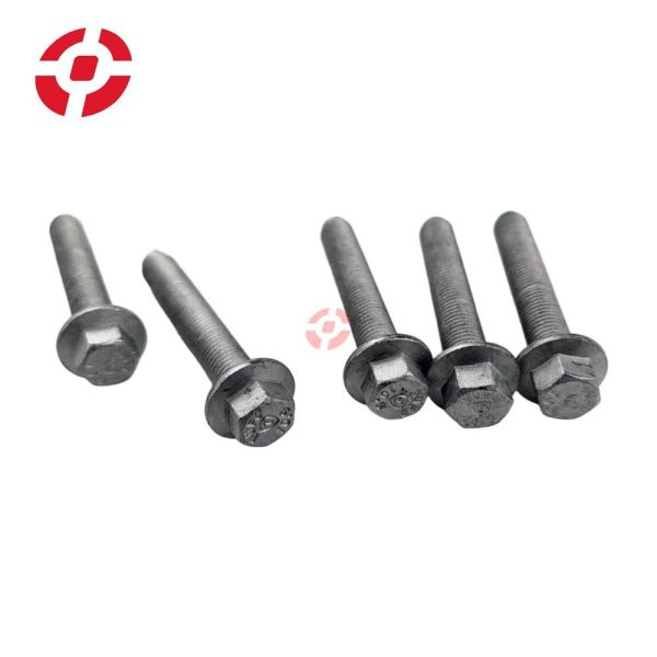 Lower ball joint screw Fork bolt 30670589 Flange screw for VO LVO Shock absorber base screws