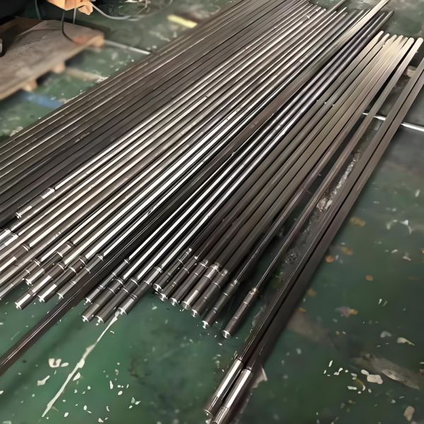 Twin-screw extruder accessory - core shaft