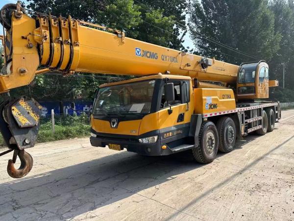 XCMG QY70KA Truck Mounted Used Crane 70T 480HP For Wind Farm Installations