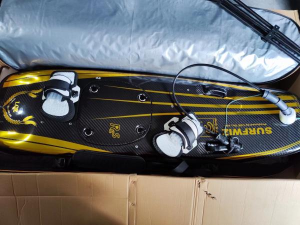 1800*600*150 Mm Customized Logo Electric Surfboard with EFI Engine and Carbon Fiber