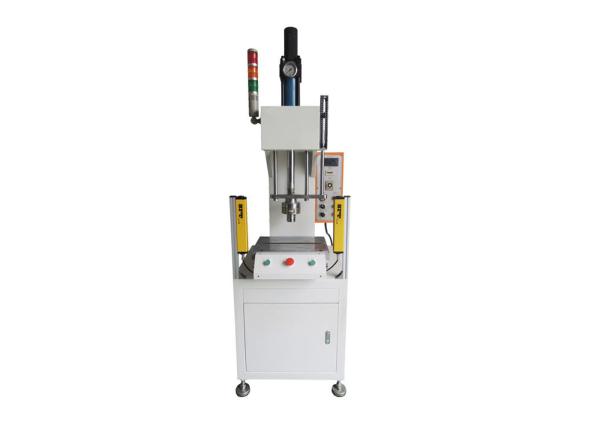 Single Column C Frame Hydraulic Press Small Digital Display Pressure Interval Adjustable