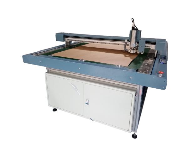 1215 Gabarit PVC Coupeur Patron de couture Planche plastique Coupeur Machine Miller pour l'industrie du vêtement