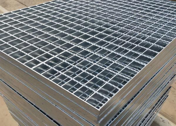O aço do mergulho quente do metal da plataforma galvanizou a ponte da raspagem usando a espessura de 10mm