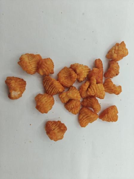風味豊かなおやつ、カリカリ食感の渦巻き米菓、絶妙な味わい