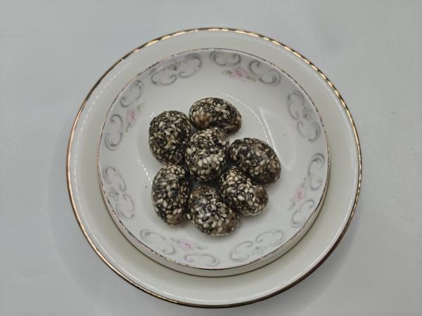 Country Of Origin Black And White Sesame Cashew Nuts