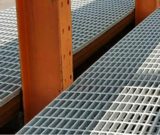 Hot Dipped Galvanized Steel Grating Heavy Duty Metal Grid Grating Panels Pressure Welded and Locked for High Load Capacity