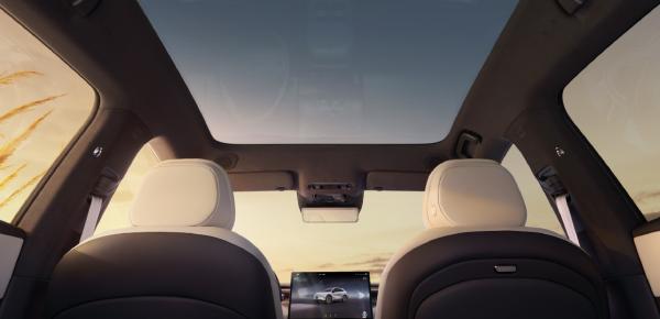 2026 XPENG G7 Smart Family SUV with Super Range Extender 800V High-Voltage Platform and Qualcomm Snapdragon 8295P