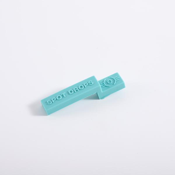 Formage par injection de silicone sur mesure