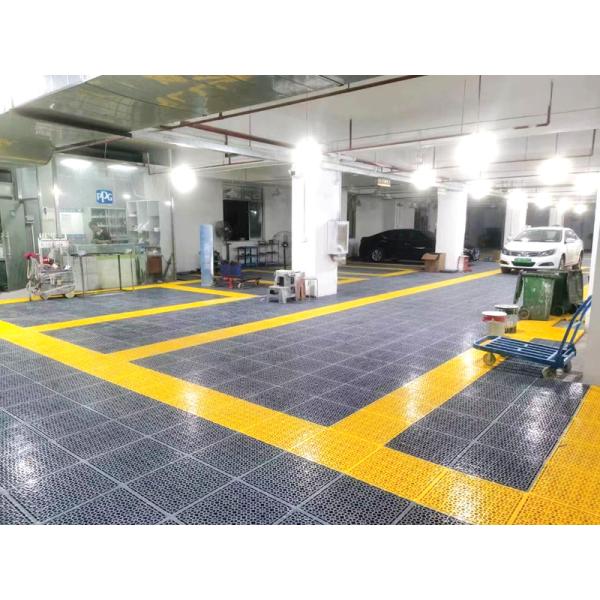 40x40x4.0cm PP Interlocking Plastic Mat for Easy Car Washing and Garage Floor Covering