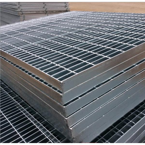 Анти- решетки стока мойки корозии с рамкой подгоняют сталь гальванизированную размером