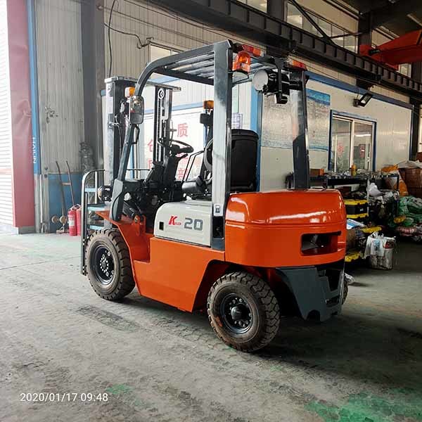 Duplex 3m Mast 2Ton Diesel Lift Truck Chinese Engine Side Shifter Yellow Color