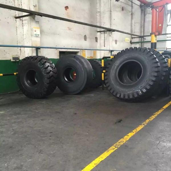 La construction solide sans chambre OTR de chambre à air d'E4 E5 fatigue 2700R49