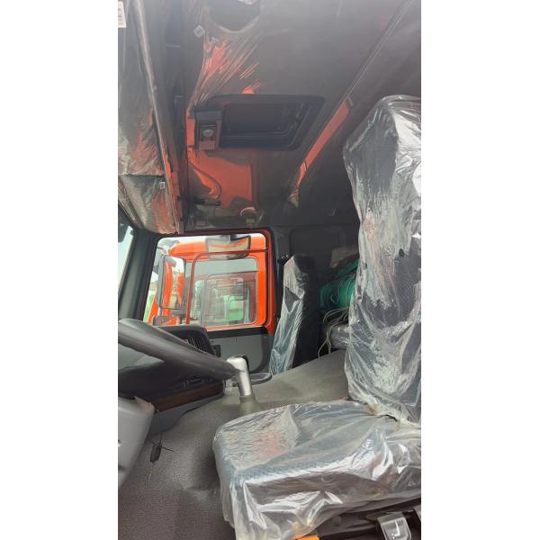 Подержанный мусоровоз Sinotruk Howo 371hp 6x4 8x4 Tipper для продажи