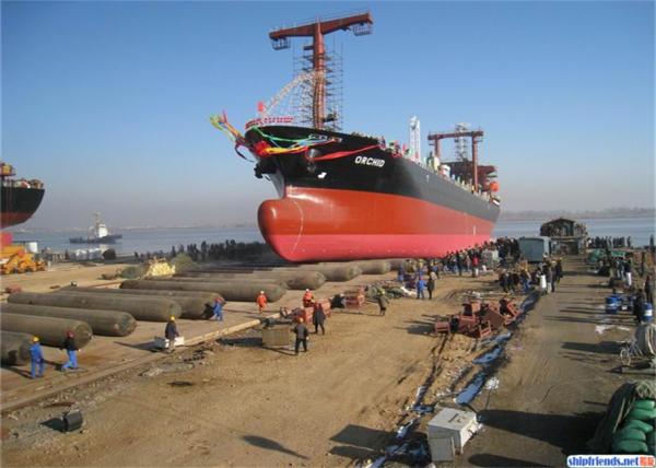 Henger Marine Rubber Airbag with 4 to 12 Layer Synthetic Tire Cord for Ship Launching and Heavy Lifting