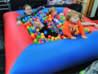 Piscine gonflable de mine de boule enfants drôles d'arrière-cour de sécurité de petits pour la partie