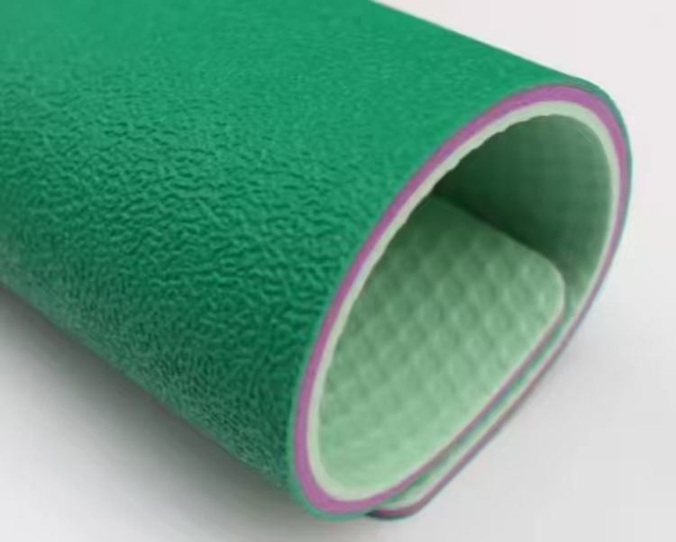 Vinyl Sport Court Flooring with Superior Shock Absorption Good Grip and Custom Colors for Volleyball Basketball Pickleball