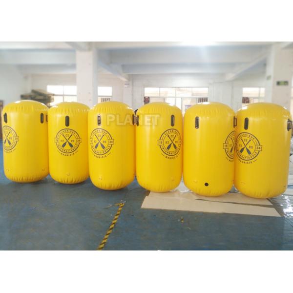 Томбуй отметки формы цилиндра раздувной, рекламируя томбуи зоны заплыва озера