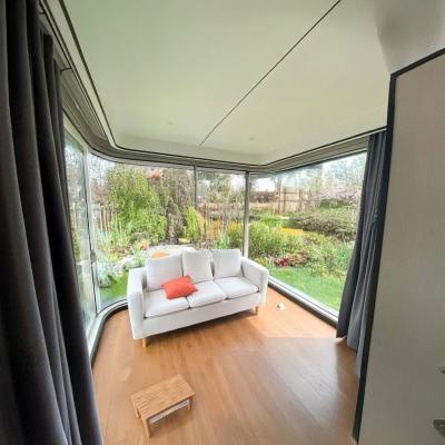 38 M2 Model E7 Solar Capsule House With 2 Bedroom Kitchen Bathroom Luxury Apple Cabin Capsule Home Vessel House Modular Homes