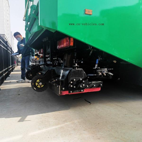 Foton Aumark Vacuum Road Sweeper Truck 78KW With Snow Remover
