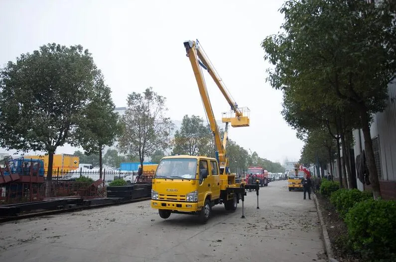 ISuzu Double Row 14m 16m Aerial Lift Truck For Cherry Picker