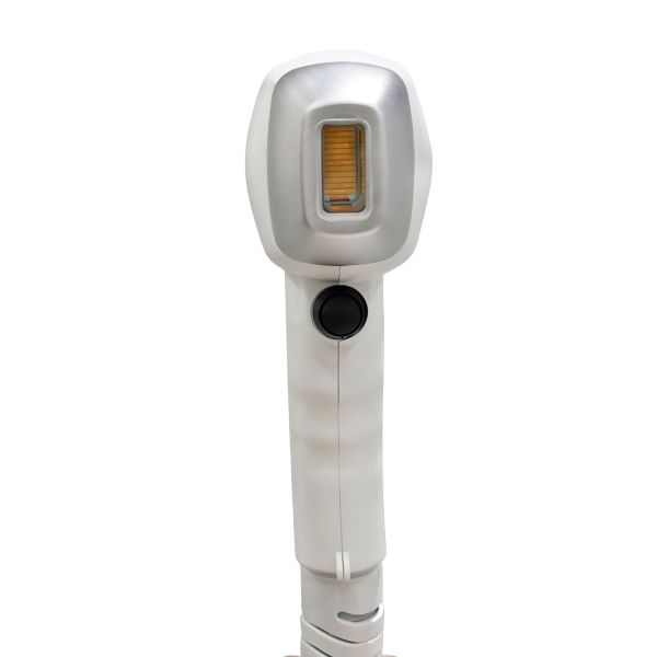 4 Wavelength Diode Laser Hair Removal Equipment 755 808 940 1064nm Professional Beauty Machine Supplier
