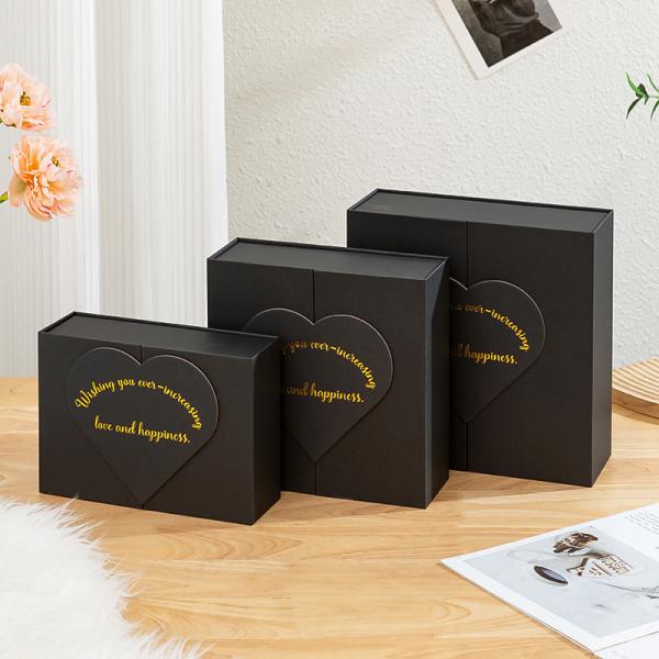 Cosmetics Custom Packaging Boxes 21x15x7cm 21x21x8cm  Valentines Day Gift Box