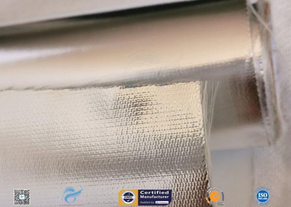 Tissu réfléchi de fibre de verre du papier aluminium 300℃ de lumière/chaleur pour l'isolation de tuyau